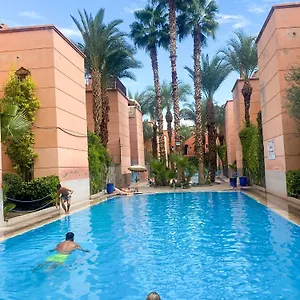Kamal De Luxe Avec Jacuzzi Et Trois Piscines Au Coeur De Marrakech (adults Only) Marrakesh