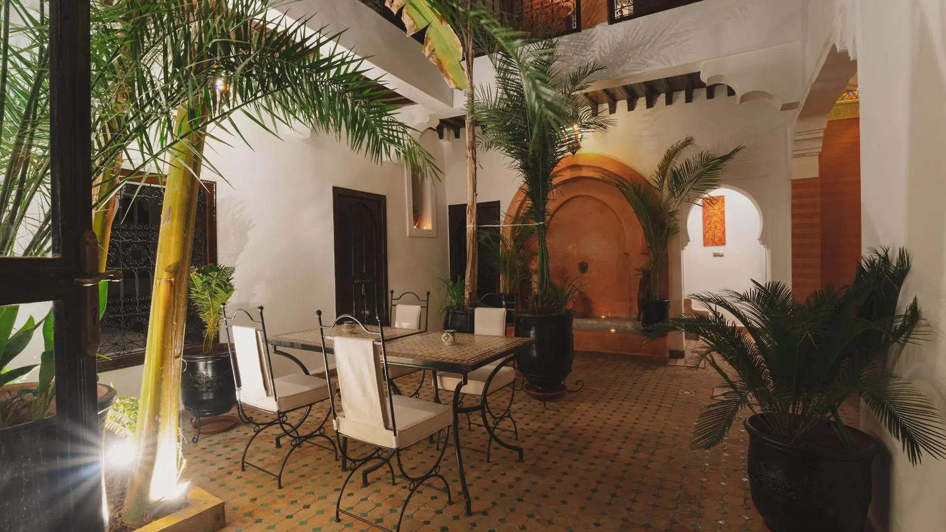 Riad Dar Dialkoum Marrakesh