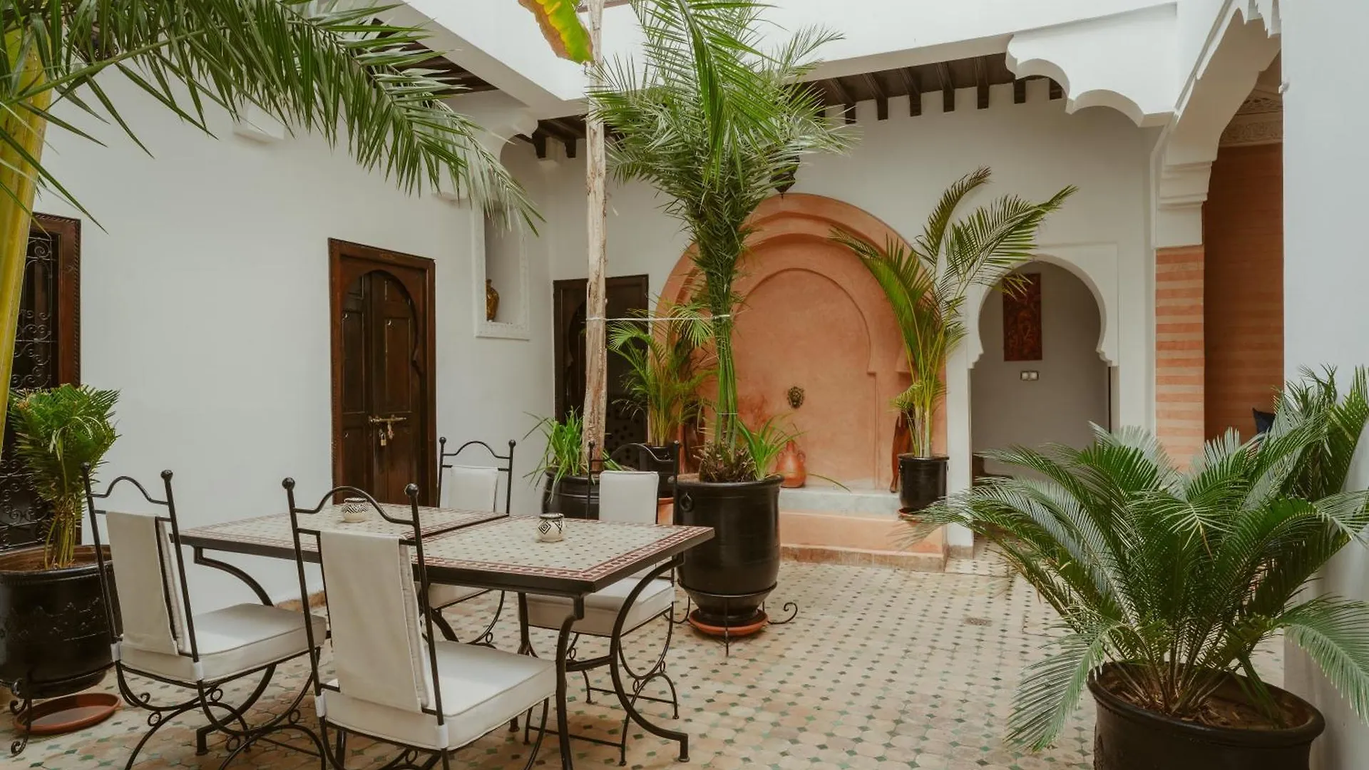 Riad Dar Dialkoum Marrakesh
